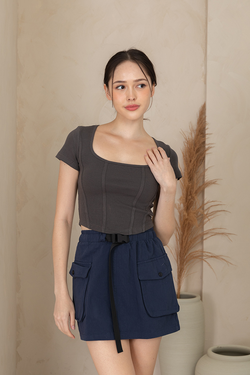 Cargo Comeback Flap Pocket Buckle Skirt Navy Blue