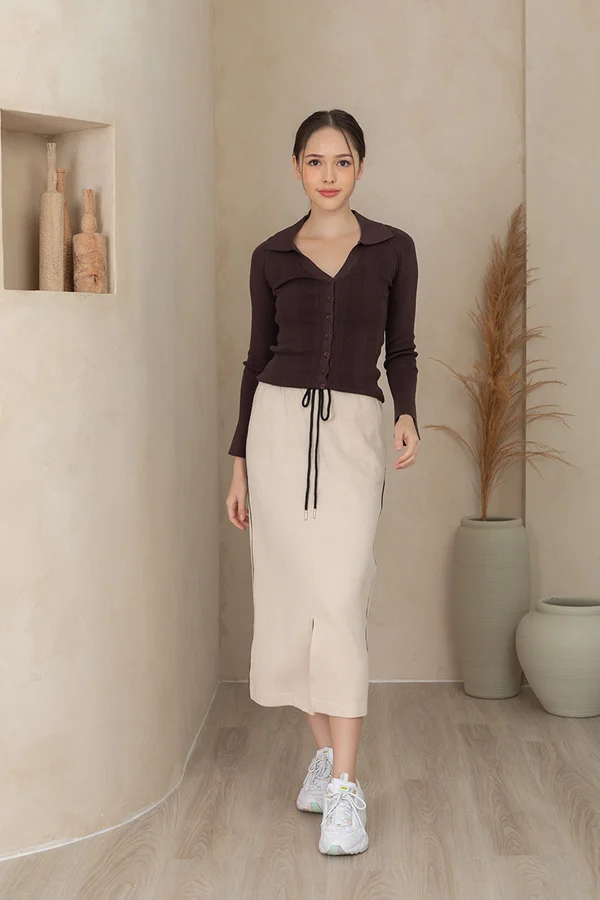 Spin on Sportswear Drawstring Pocket Midi Skirt Cream