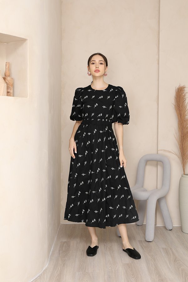 Graceful Garlands Embroidery Bubble Sleeves Midi Dress